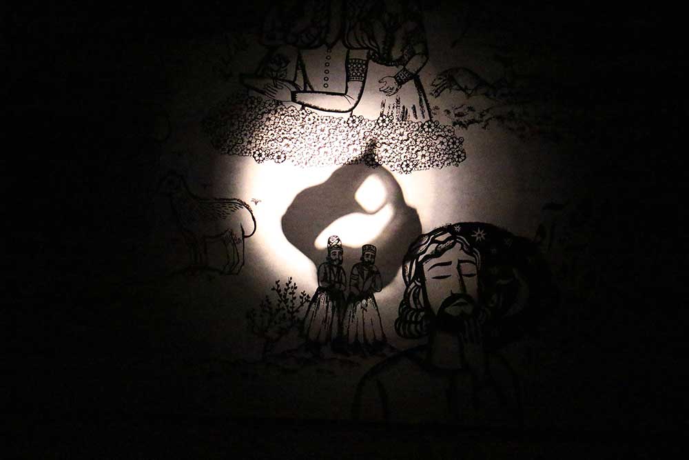 18 Simin and Farzan, a puppet theatre