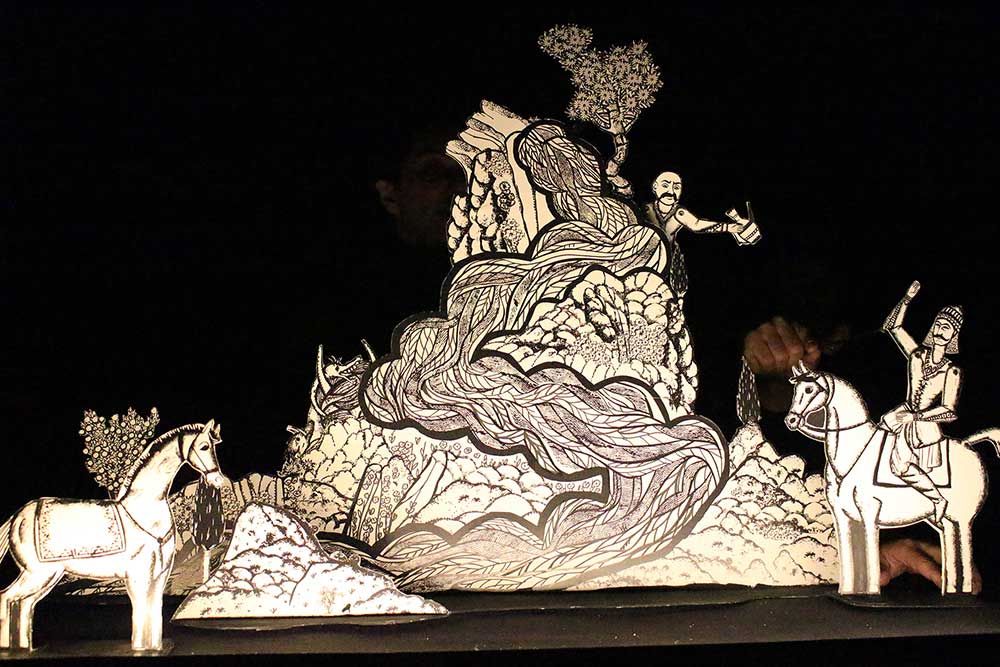 19 Simin and Farzan, a puppet theatre
